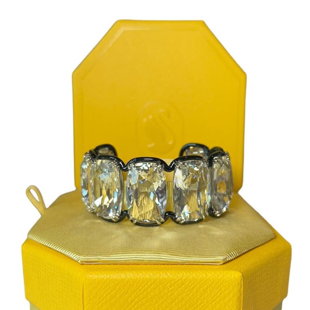 Swarovski Harmonia cuff Oversized floating crystals, White Small Bracelet